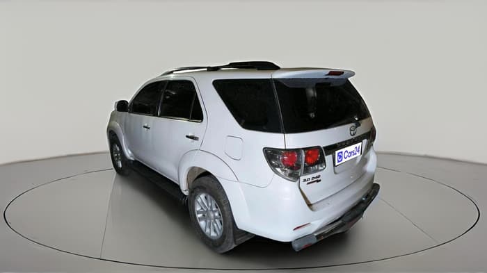 2014 Toyota Fortuner 3.0 4X4 MT, Diesel, Manual, 1,58,754 km, exterior