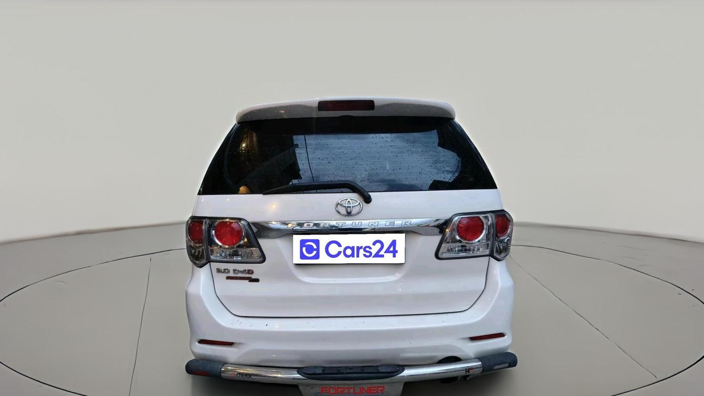 2014 Toyota Fortuner 3.0 4X4 MT, Diesel, Manual, 1,58,754 km, exterior