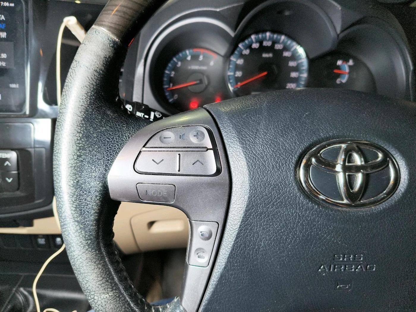 2014 Toyota Fortuner 3.0 4X4 MT, Diesel, Manual, 1,58,754 km, interior