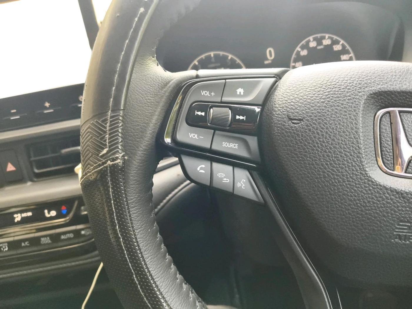2025 Honda ELEVATE ZX Black Edition, Petrol, Manual, 41,055 km, interior