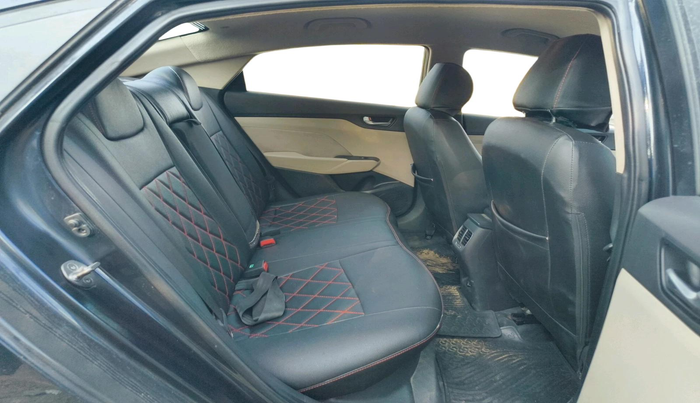 2019 Hyundai Verna 1.6 VTVT SX, Petrol, Manual, 1,26,953 km, interior