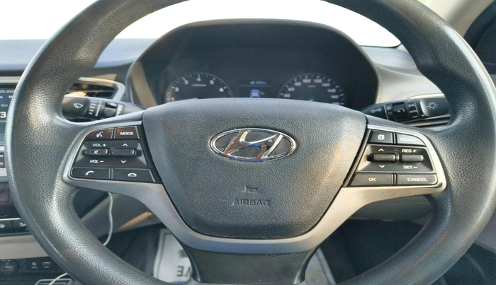 2019 Hyundai Verna 1.6 VTVT SX, Petrol, Manual, 1,26,953 km, interior