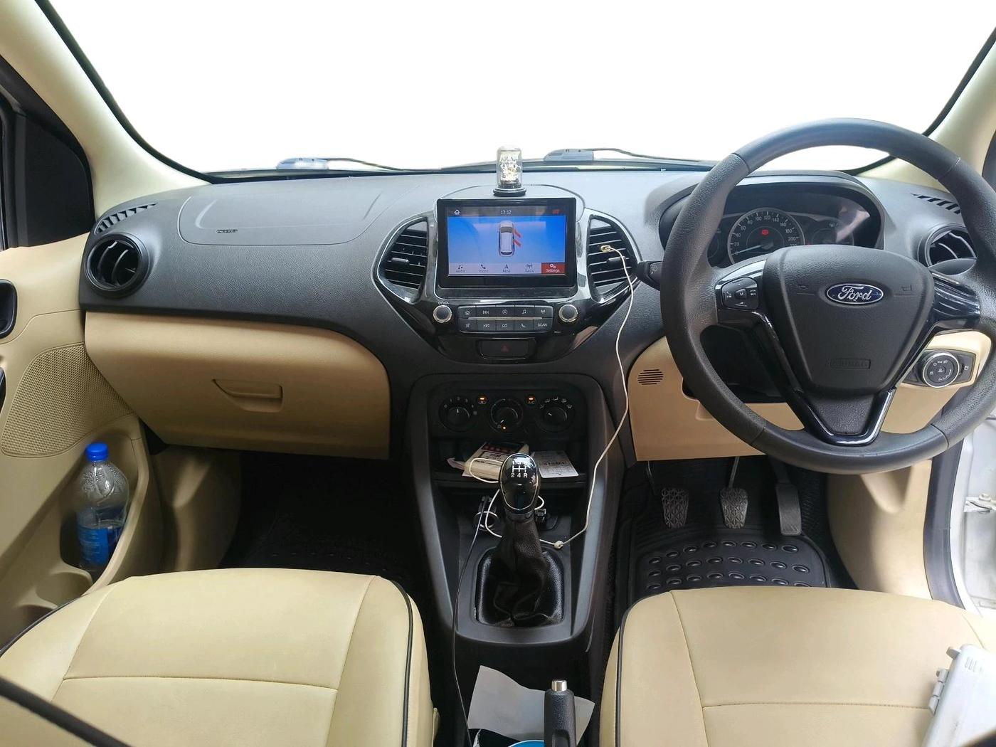 2020 Ford Figo Aspire TITANIUM 1.2 PETROL, Petrol, Manual, 69,720 km, interior