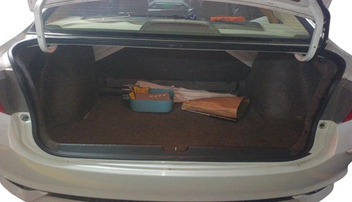 2018 Honda City 1.5L I-VTEC VX CVT, Petrol, Automatic, 68,473 km, exterior