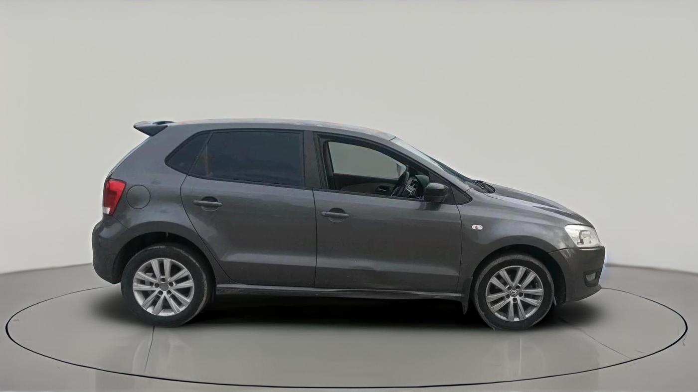 2014 Volkswagen Polo HIGHLINE1.2L, Petrol, Manual, 1,31,762 km, exterior