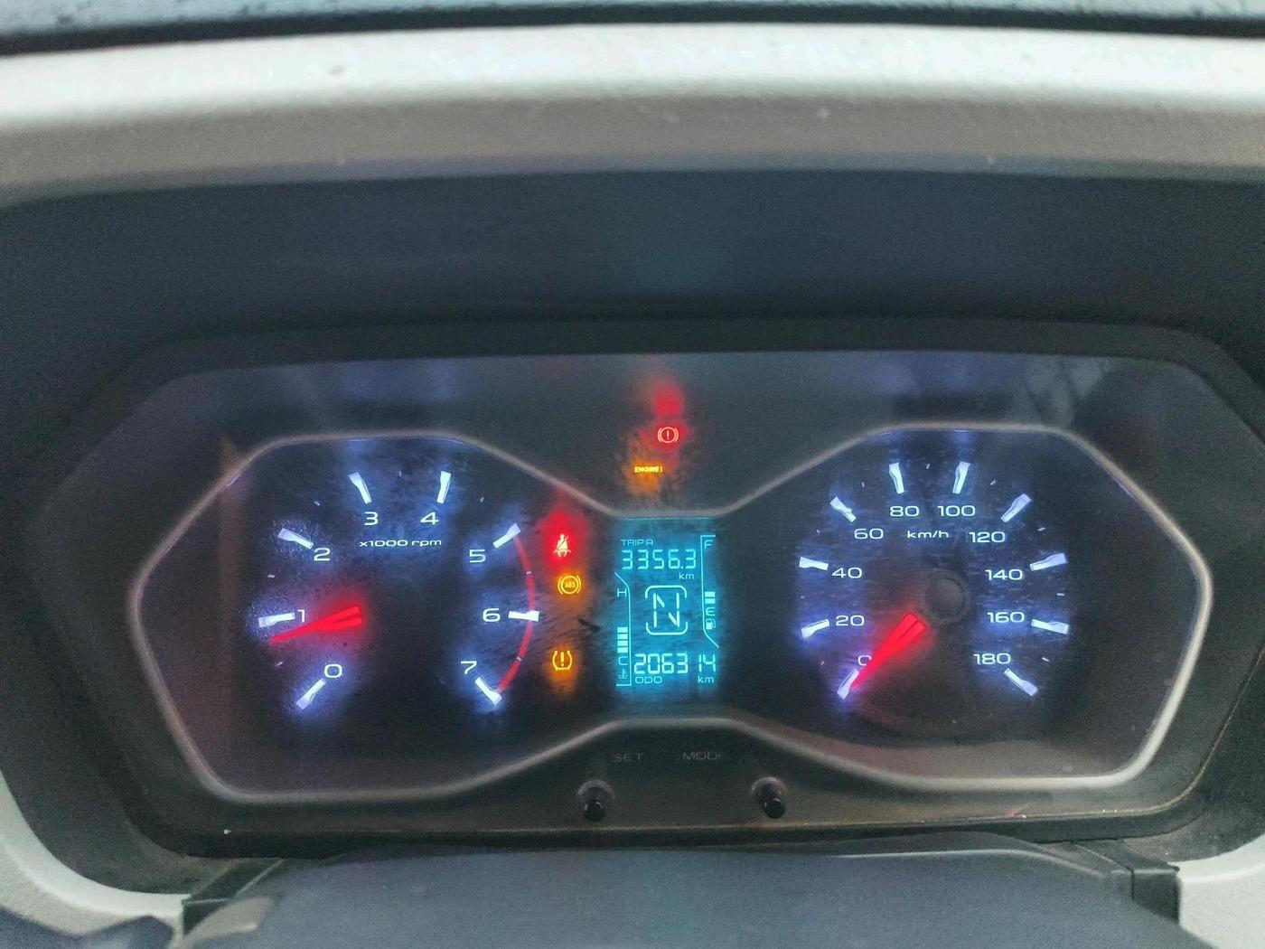 2016 Mahindra Scorpio S10, Diesel, Manual, 2,06,314 km, interior