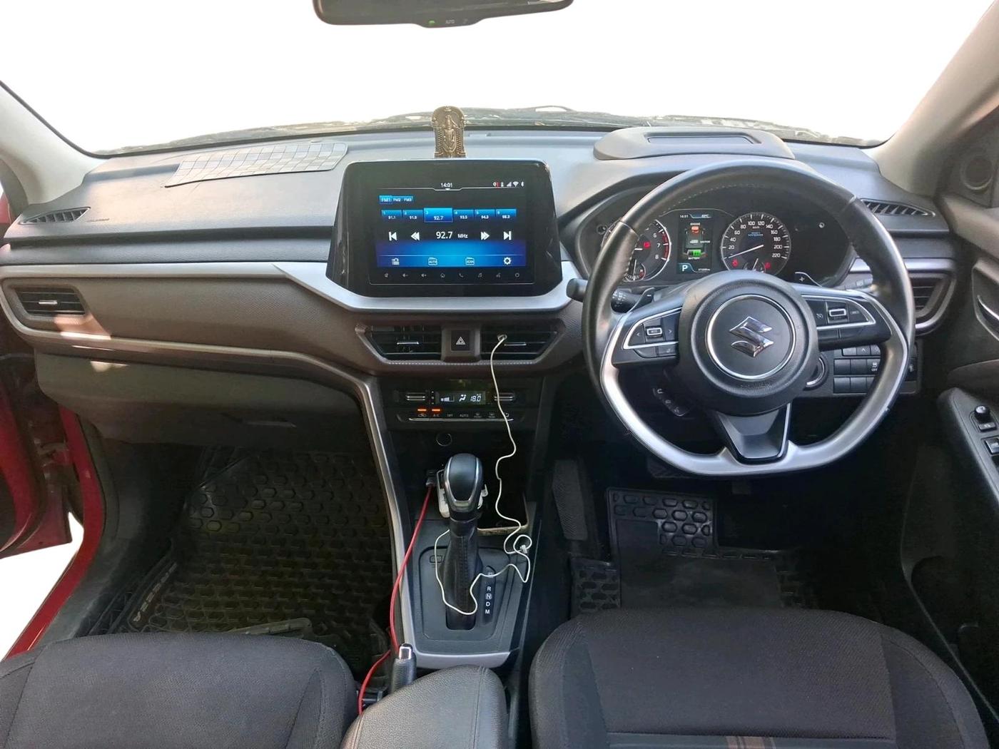 2023 Maruti BREZZA ZXI + AT SMART HYBRID, Petrol, Automatic, 37,269 km, interior