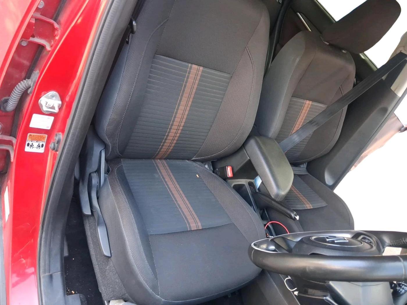 2023 Maruti BREZZA ZXI + AT SMART HYBRID, Petrol, Automatic, 37,269 km, interior