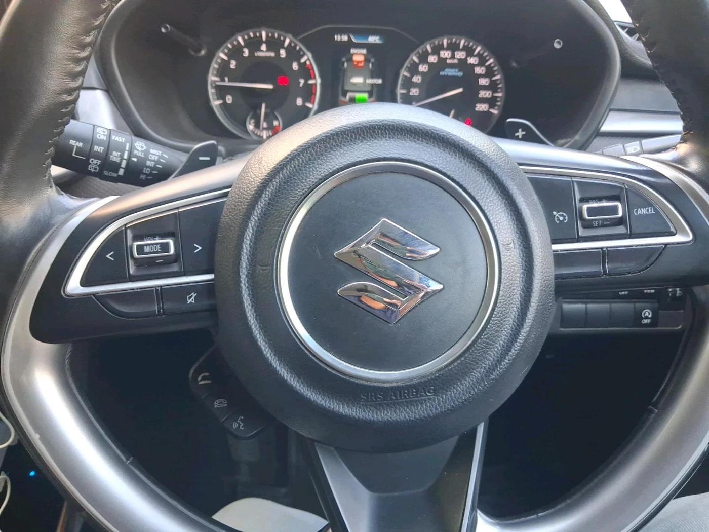 2023 Maruti BREZZA ZXI + AT SMART HYBRID, Petrol, Automatic, 37,269 km, interior