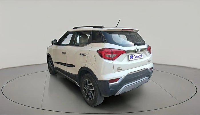 2022 Mahindra XUV300 W8 (O) 1.2 PETROL AMT, Petrol, Automatic, 61,190 km, exterior