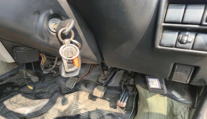 2018 Maruti Eeco 5 STR WITH A/C+HTR, Petrol, Manual, 87,837 km, interior