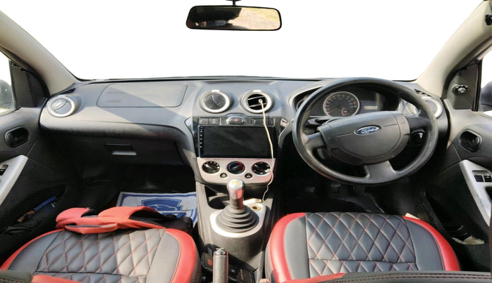 2011 Ford Figo TITANIUM 1.4 DIESEL, Diesel, Manual, 2,13,650 km, interior