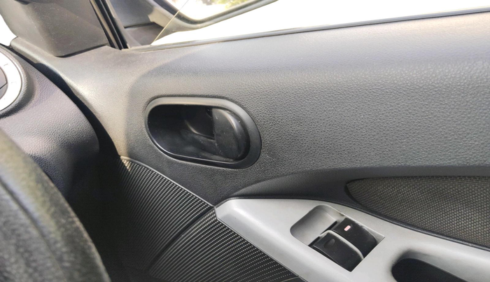 2011 Ford Figo TITANIUM 1.4 DIESEL, Diesel, Manual, 2,13,650 km, interior