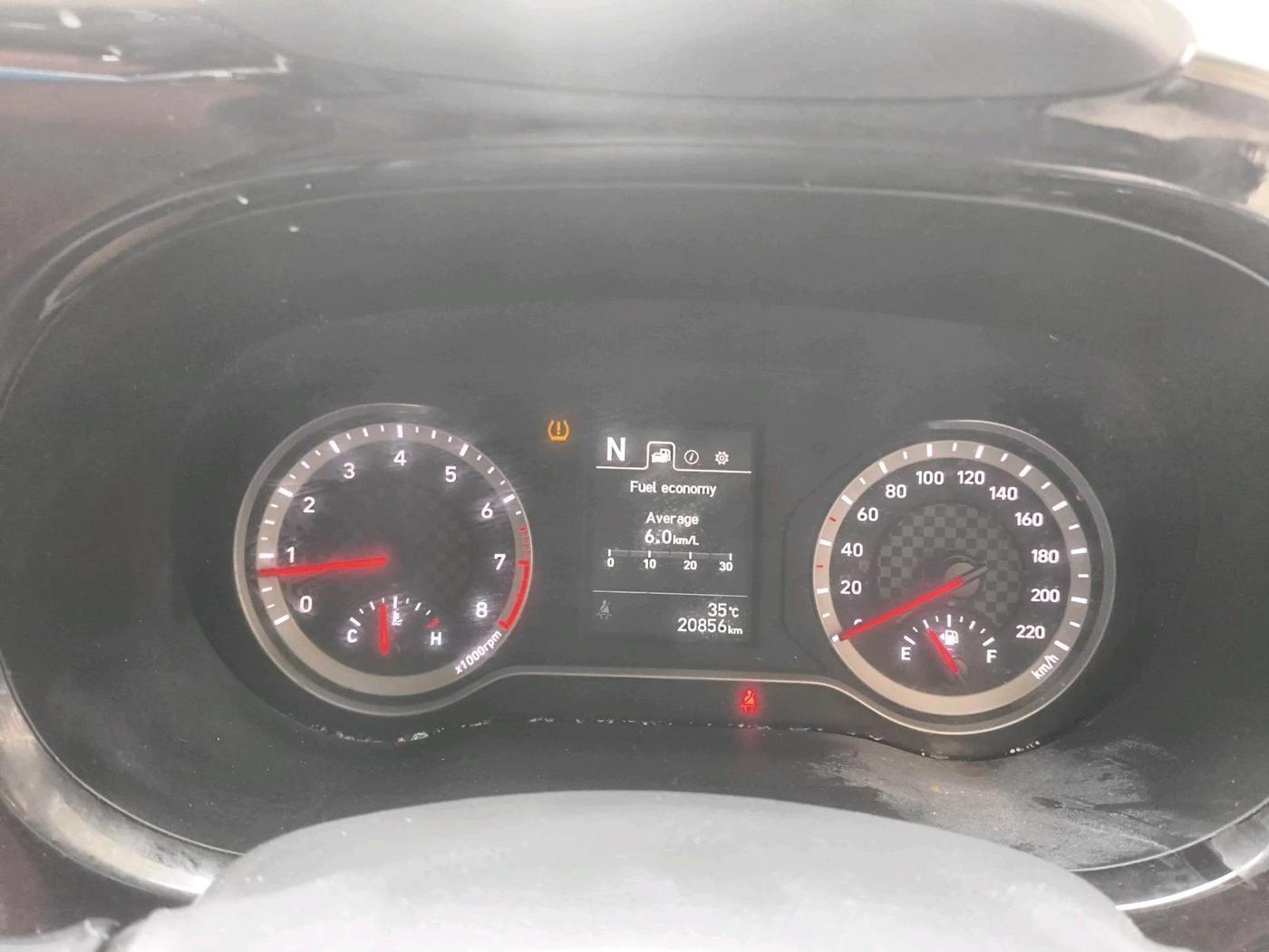 2024 Hyundai GRAND I10 NIOS SPORTZ AMT 1.2 KAPPA VTVT, Petrol, Automatic, 20,856 km, interior