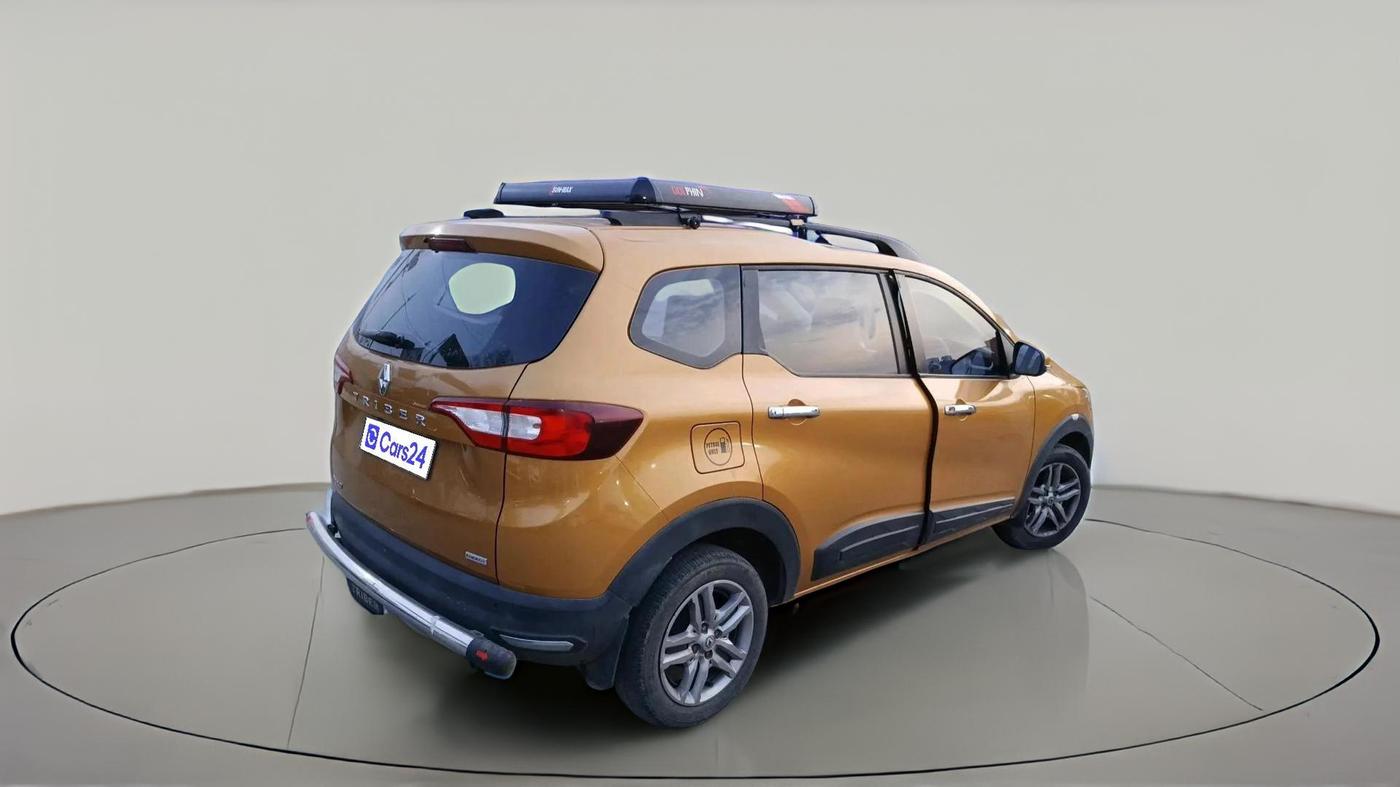 2021 Renault TRIBER RXZ, Petrol, Manual, 38,174 km, exterior