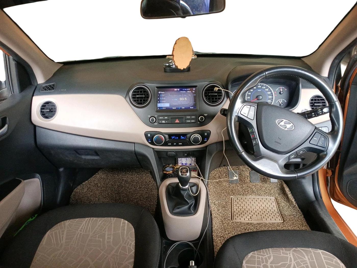 2017 Hyundai Grand i10 ASTA 1.2 KAPPA VTVT, Petrol, Manual, 48,467 km, interior
