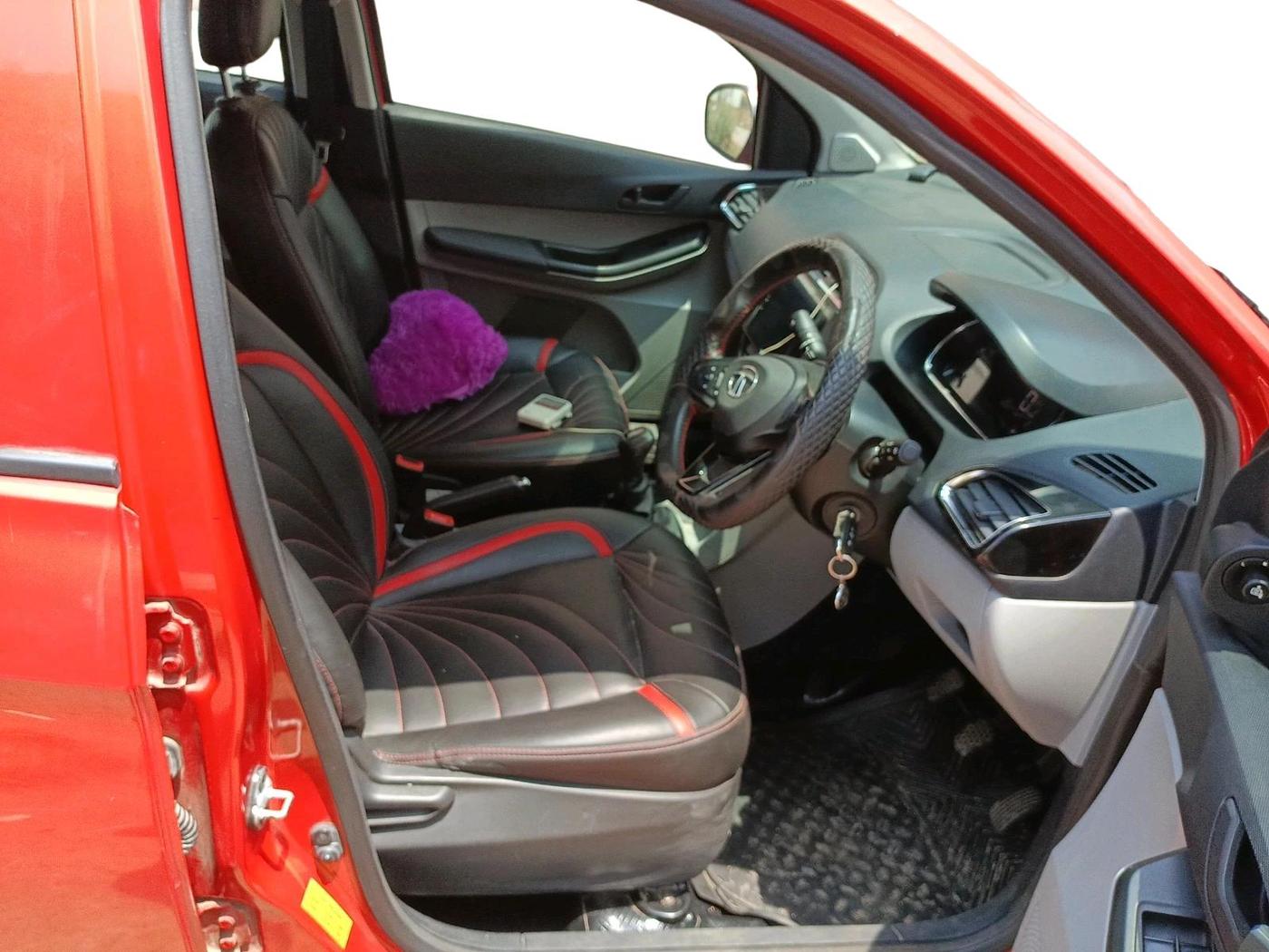 2022 Tata Tiago XT (O) PETROL, Petrol, Manual, 26,323 km, interior