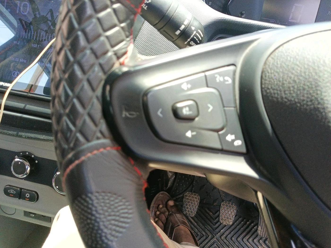 2022 Tata Tiago XT (O) PETROL, Petrol, Manual, 26,323 km, interior