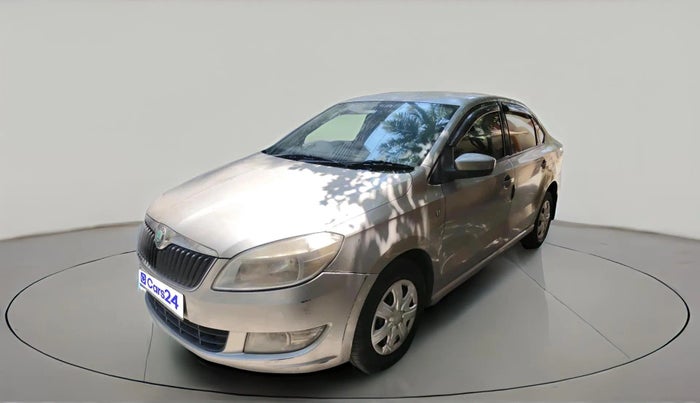 2011 Skoda Rapid AMBITION 1.6 TDI CR MT, Diesel, Manual, 3,08,659 km, exterior