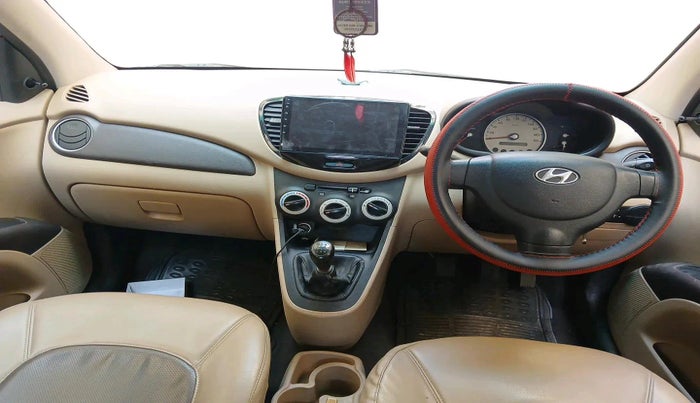 2010 Hyundai i10 MAGNA 1.2, Petrol, Manual, 91,567 km, interior