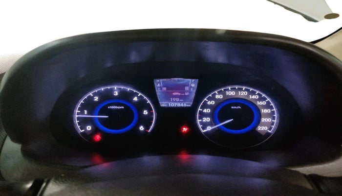 2013 Hyundai Verna FLUIDIC 1.6 CRDI, Diesel, Manual, 1,07,846 km, interior