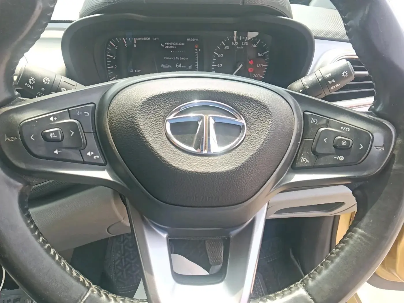 2020 Tata ALTROZ XZ DIESEL, Diesel, Manual, 74,477 km, interior