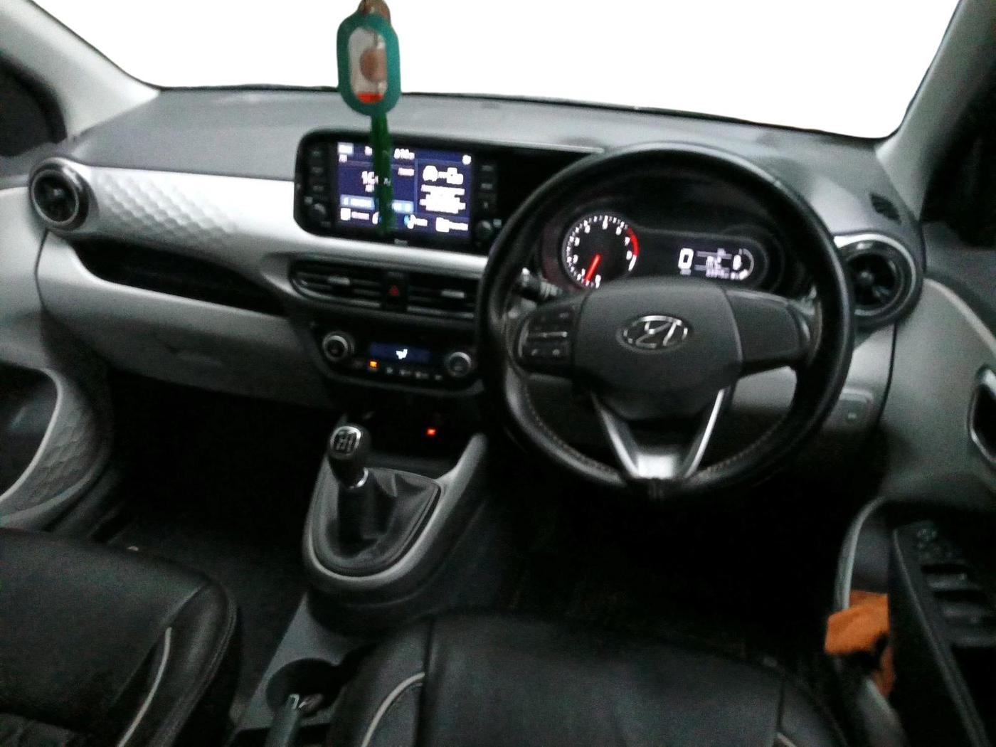 2022 Hyundai GRAND I10 NIOS ASTA 1.2 KAPPA VTVT, Petrol, Manual, 63,346 km, interior