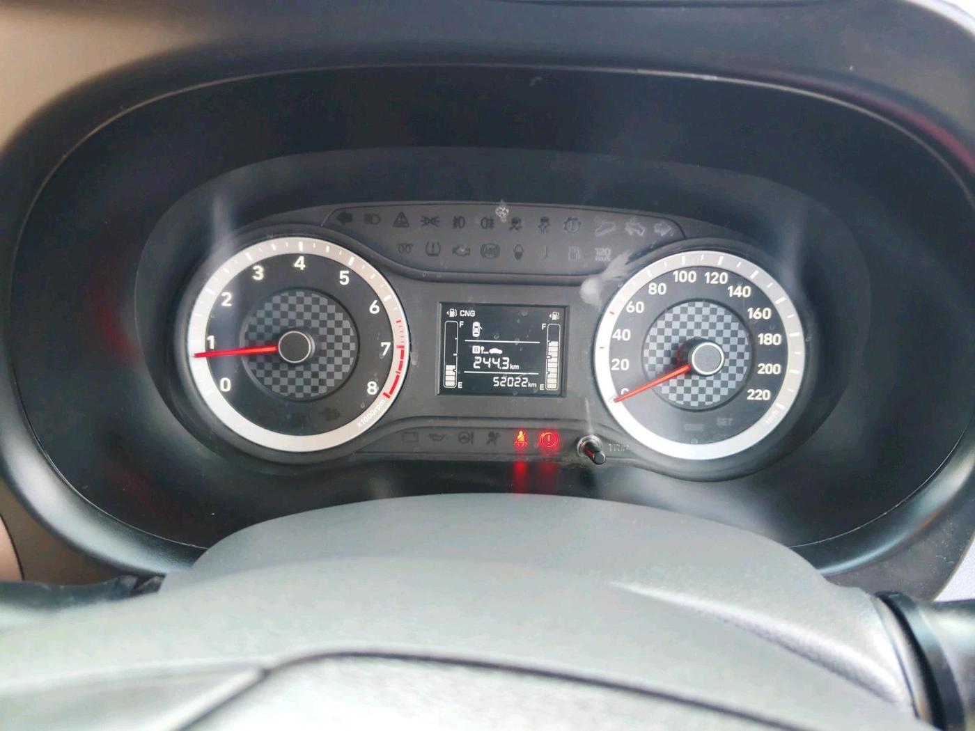 2022 Hyundai AURA S 1.2 CNG, CNG, Manual, 52,022 km, interior
