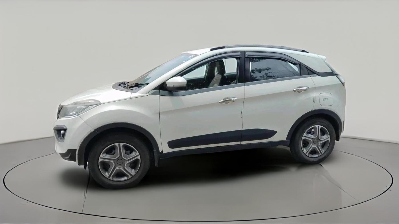 2018 Tata NEXON XZ PETROL, Petrol, Manual, 86,786 km, exterior