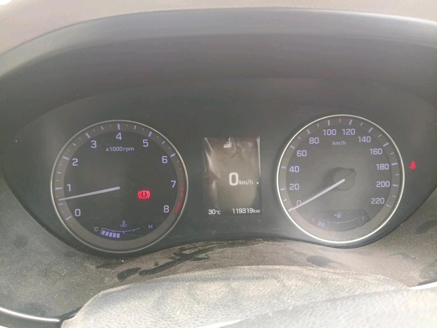2015 Hyundai Elite i20 ASTA 1.2, Petrol, Manual, 1,19,319 km, interior