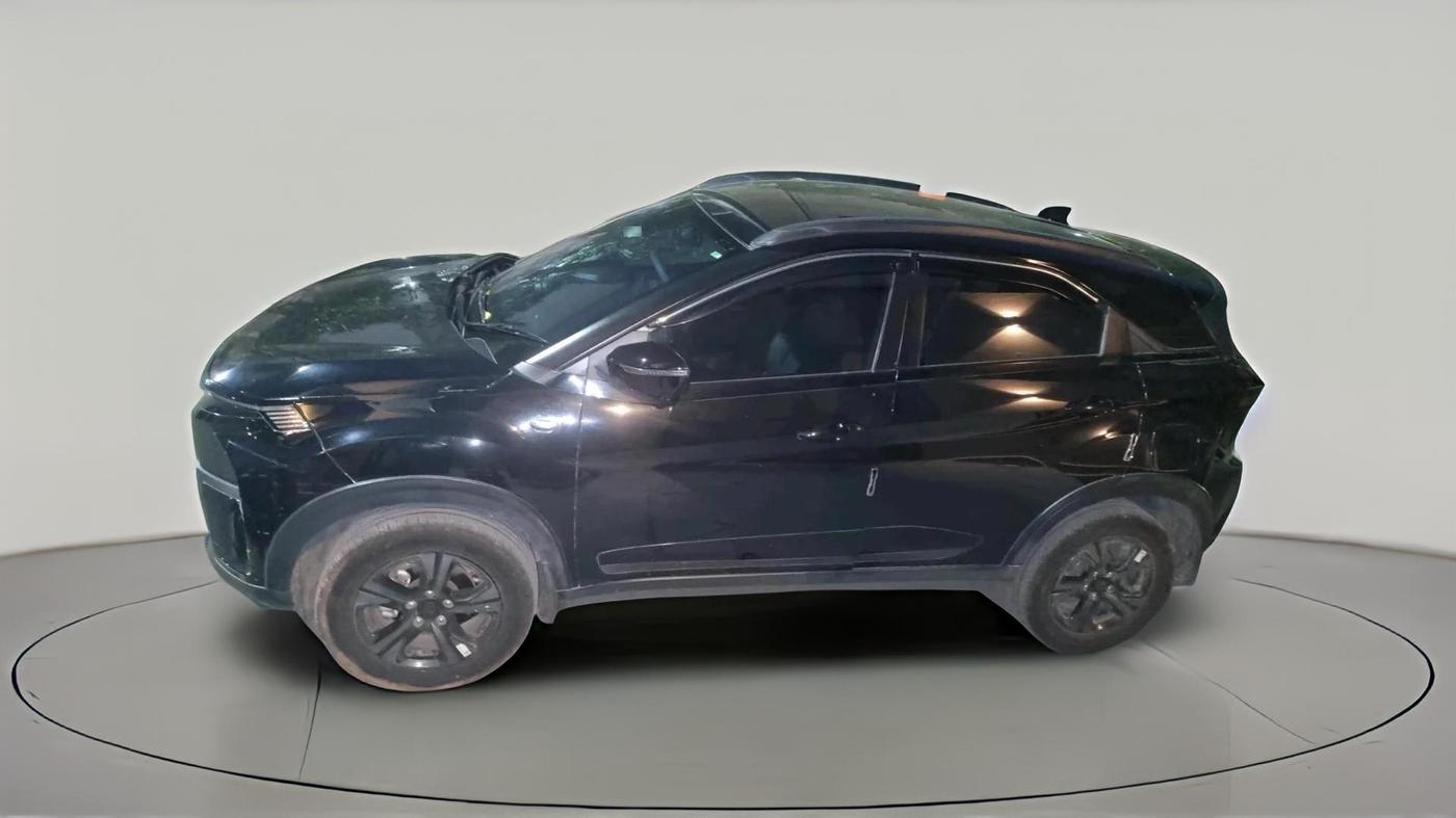 2024 Tata NEXON Creative Plus 1.2 Revotron 6AMT Dark Edition, Petrol, Manual, 14,808 km, exterior