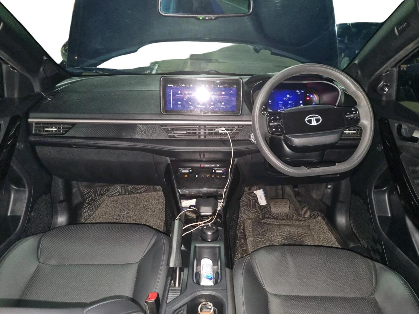 2024 Tata NEXON Creative Plus 1.2 Revotron 6AMT Dark Edition, Petrol, Manual, 14,808 km, interior