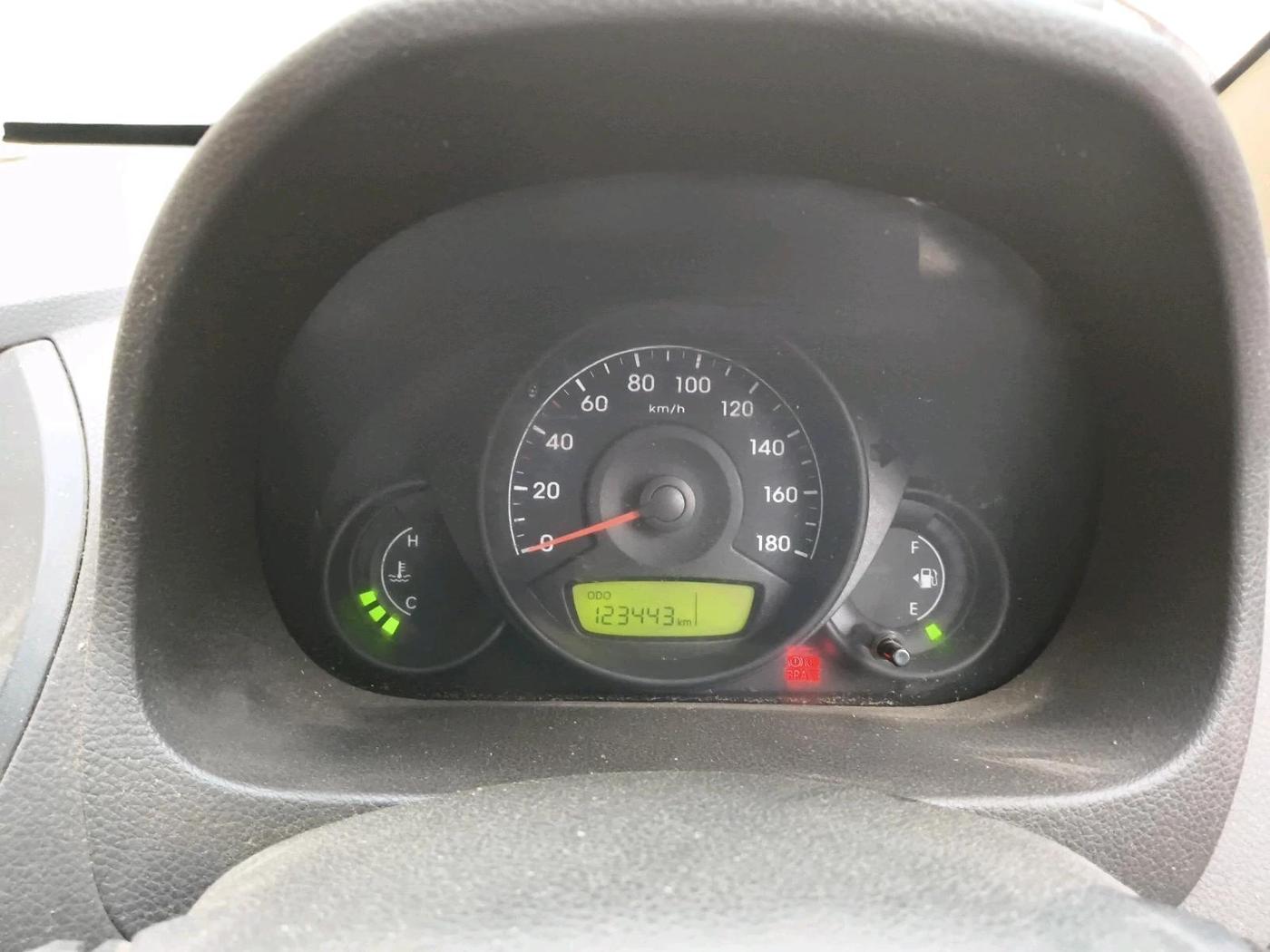 2012 Hyundai Eon D-LITE, Petrol, Manual, 1,23,443 km, interior