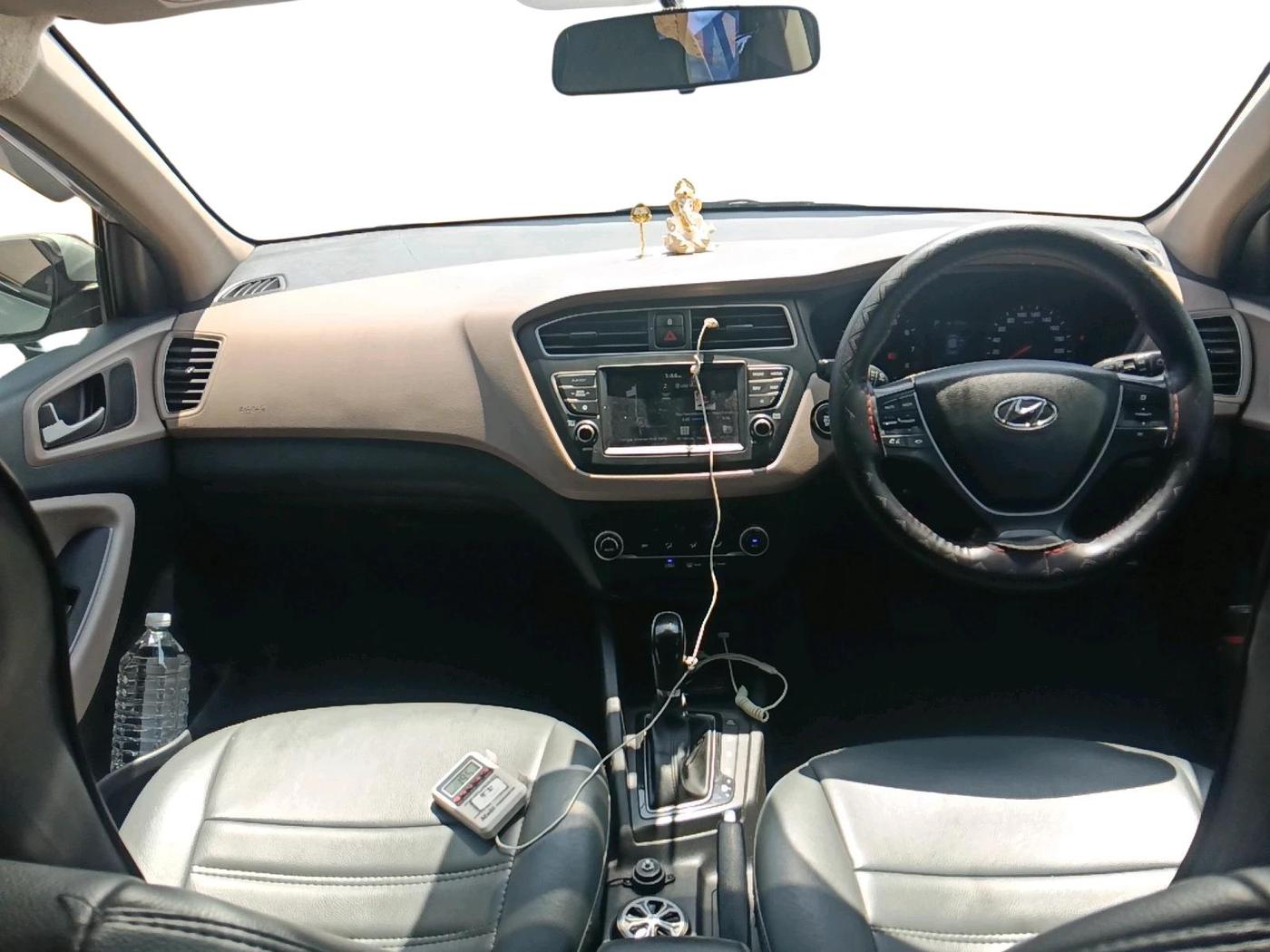 2019 Hyundai Elite i20 ASTA (O) CVT, Petrol, Automatic, 70,624 km, interior