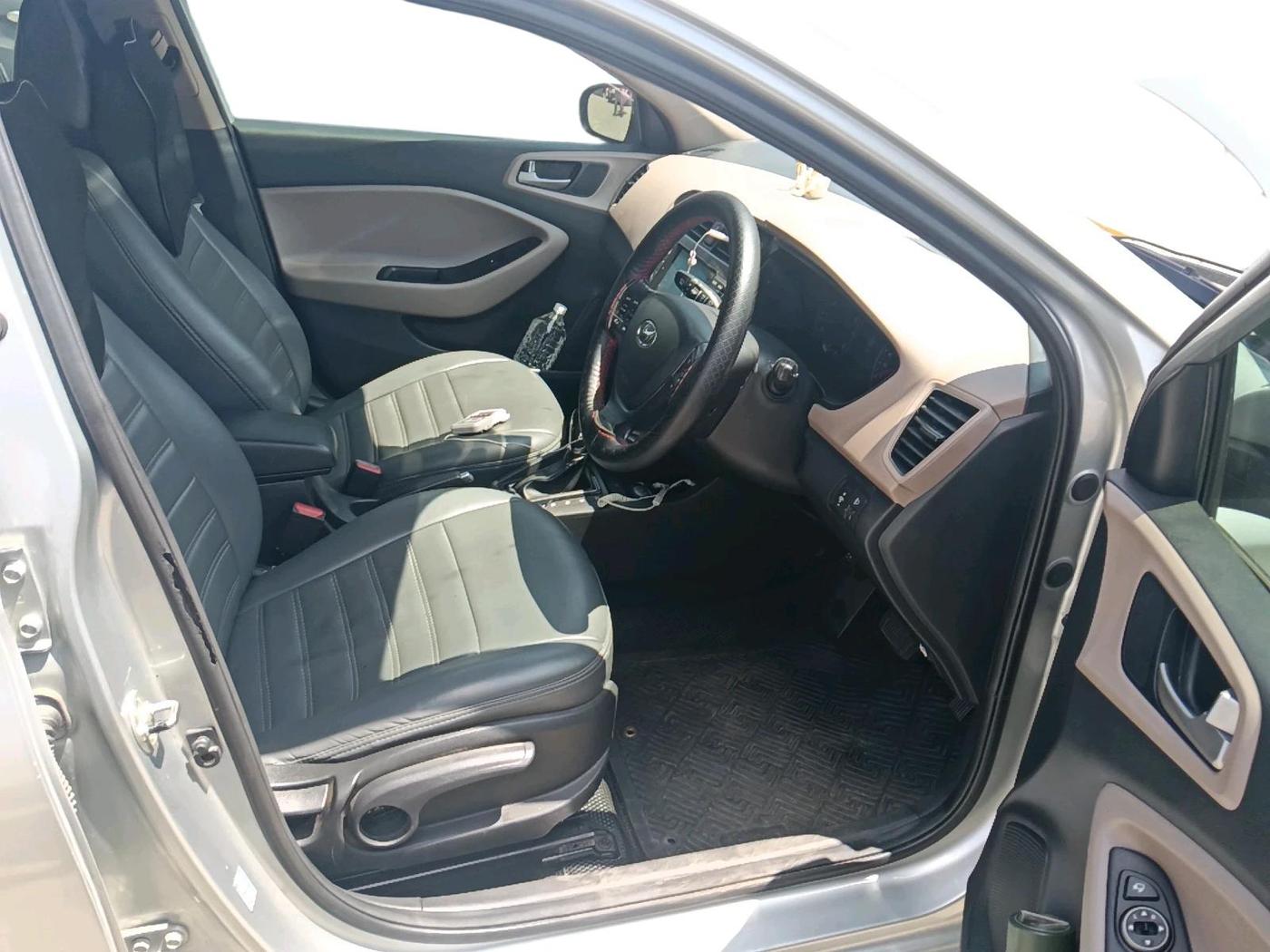 2019 Hyundai Elite i20 ASTA (O) CVT, Petrol, Automatic, 70,624 km, interior