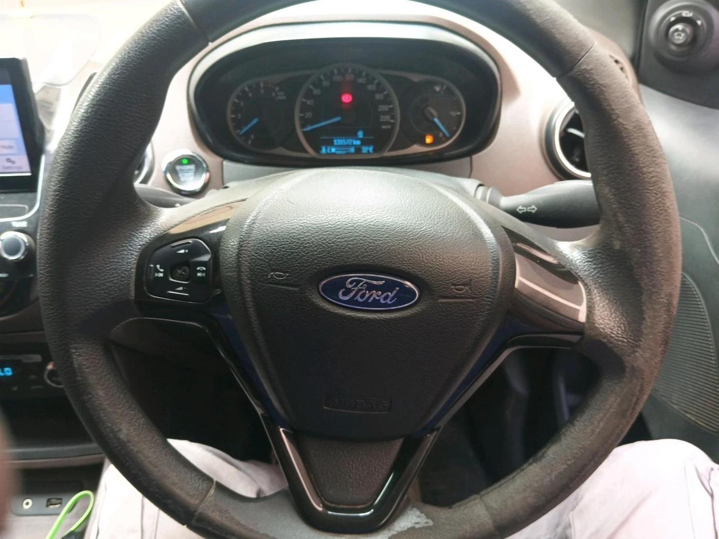 2018 Ford FREESTYLE TITANIUM 1.5 DIESEL, Diesel, Manual, 1,31,572 km, interior