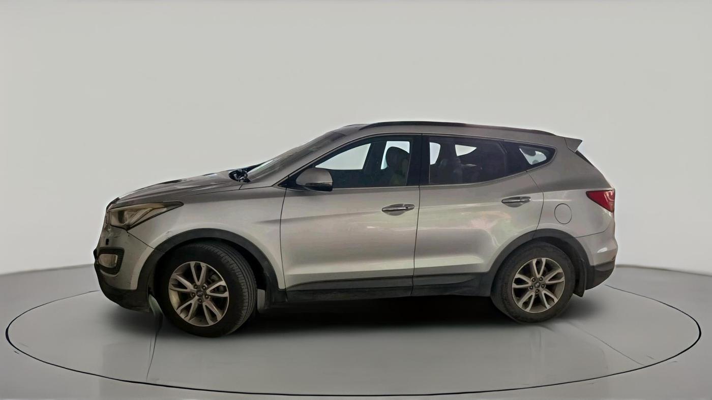 2014 Hyundai Santa Fe 2 WD AT, Diesel, Automatic, 1,65,881 km, exterior