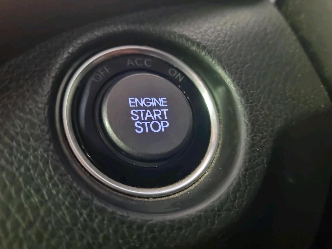 2014 Hyundai Santa Fe 2 WD AT, Diesel, Automatic, 1,65,881 km, interior