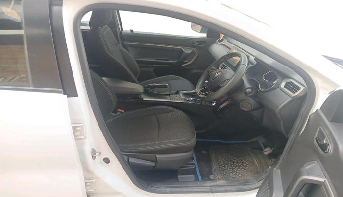 2021 Renault Kiger RXZ TURBO CVT, Petrol, Automatic, 40,582 km, interior