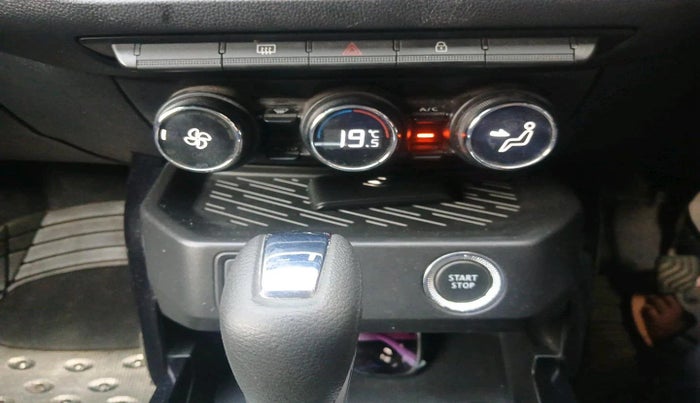 2021 Renault Kiger RXZ TURBO CVT, Petrol, Automatic, 40,582 km, interior