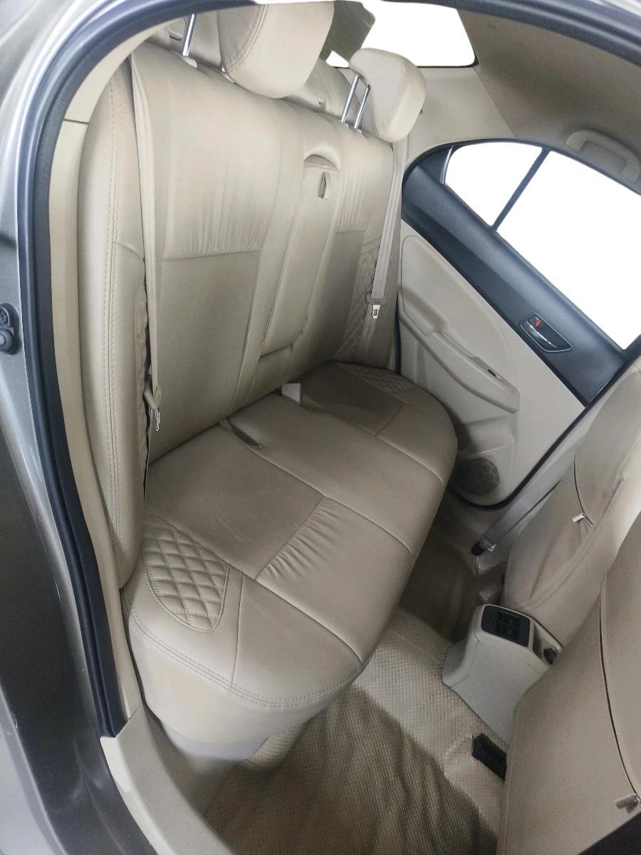2022 Maruti Dzire ZXI, Petrol, Manual, 44,000 km, interior