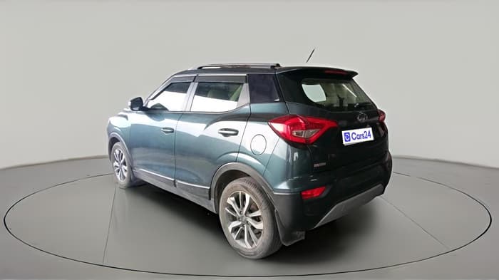 2021 Mahindra XUV300 W8 (O) 1.5 DIESEL AMT, Diesel, Automatic, 1,53,110 km, exterior
