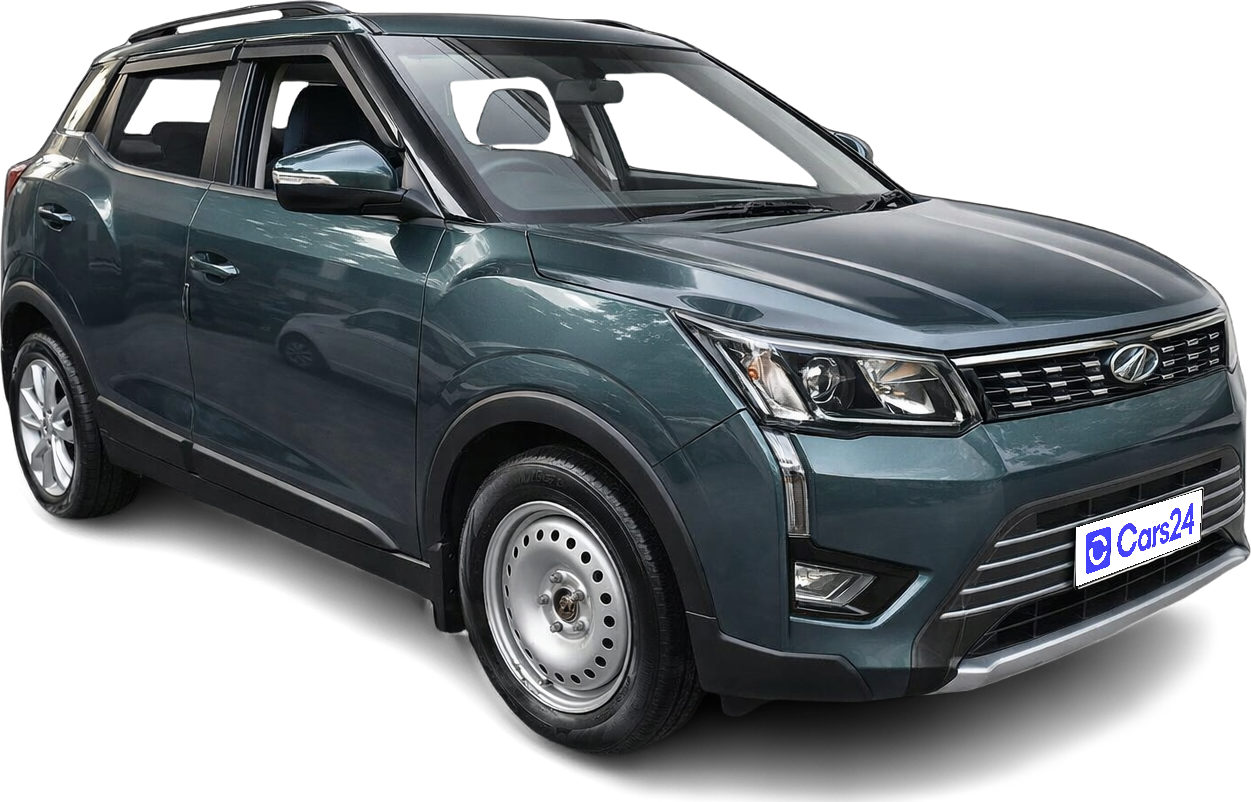 2020 Mahindra XUV300 - SUV - Petrol - Manual - ₹7.90 lakh