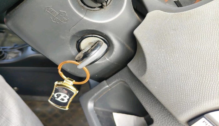 2011 Maruti Wagon R 1.0 VXI, Petrol, Manual, 1,15,557 km, interior