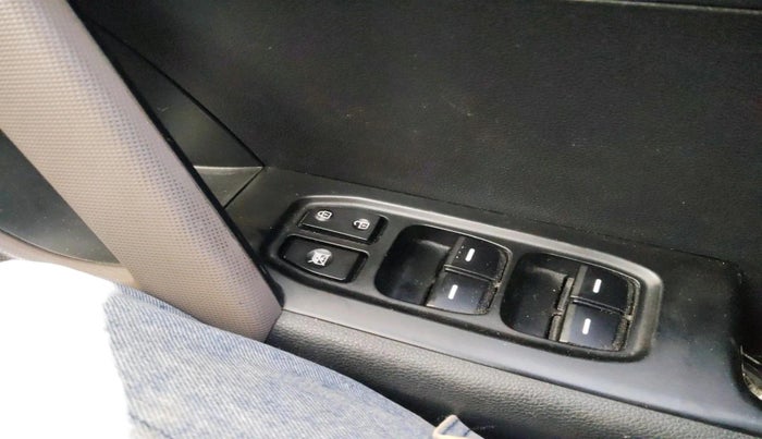 2019 Hyundai Creta E PLUS 1.6 PETROL, Petrol, Manual, 64,283 km, interior