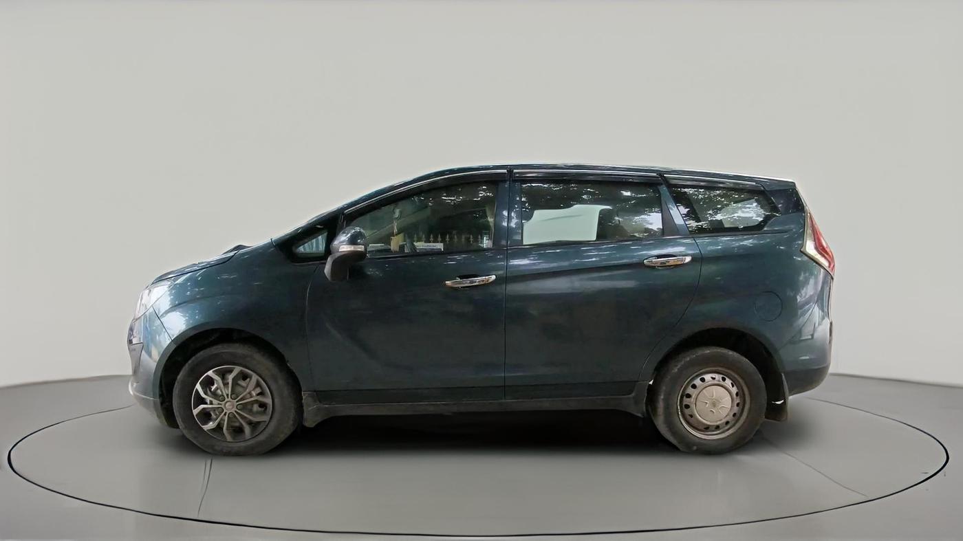 2019 Mahindra MARAZZO M2 8 STR, Diesel, Manual, 71,850 km, exterior