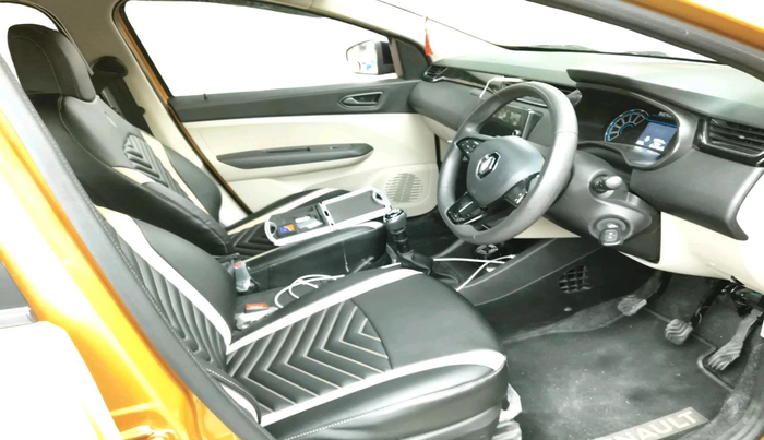 2025 Renault TRIBER RXT, Petrol, Manual, 11,741 km, interior