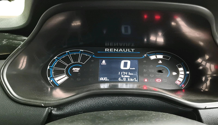 2025 Renault TRIBER RXT, Petrol, Manual, 11,741 km, interior