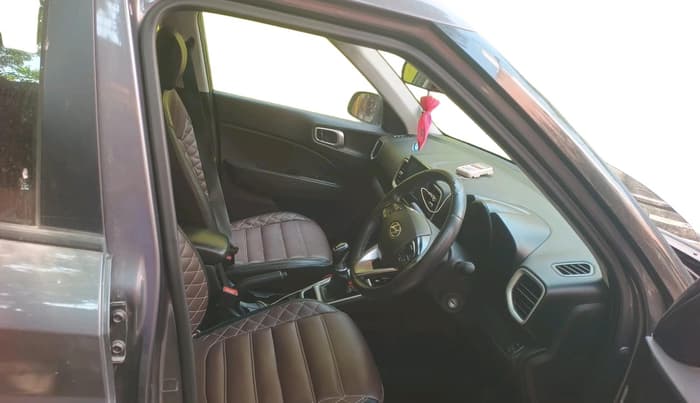 2019 Hyundai VENUE SX 1.0 TURBO, Petrol, Manual, 63,079 km, interior