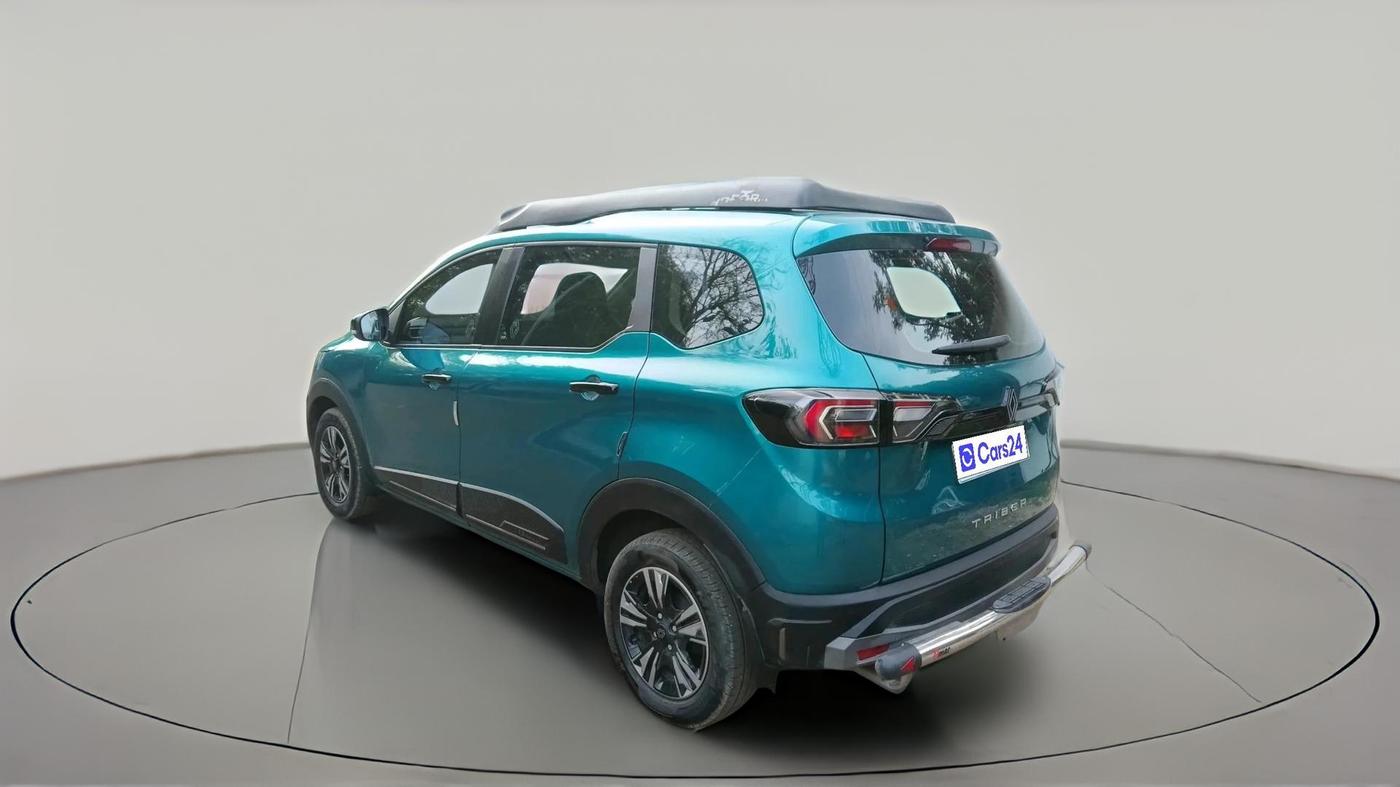 2025 Renault TRIBER Emotion, CNG, Manual, 19,163 km, exterior